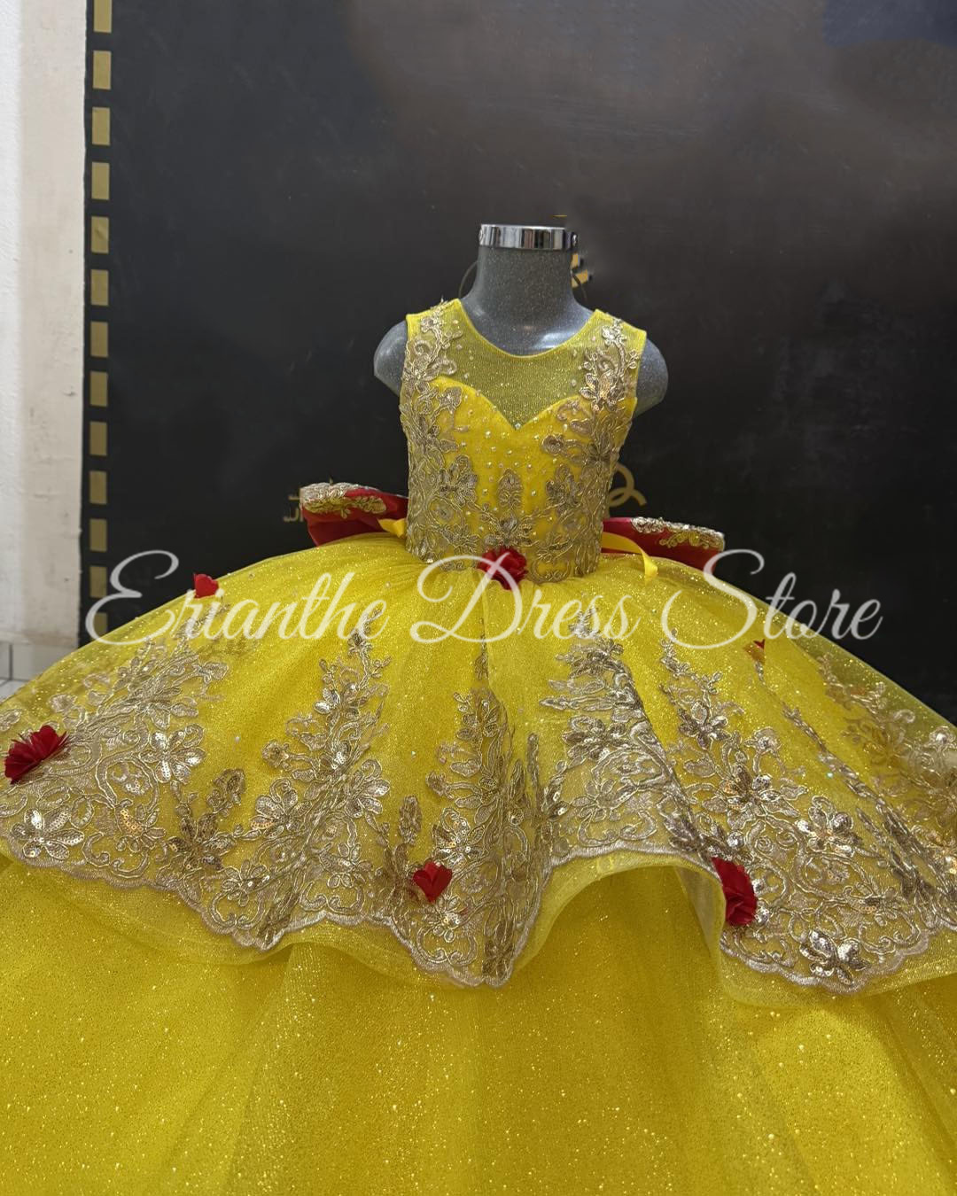 فستان فتاة الزهور الصفراء لحفل - مراجعة Embroidery Yellow Dress وسعره